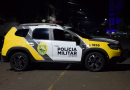 Polícia flagra carro com vinho, perfumes e eletrônicos contrabandeados
