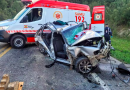 Grave acidente mata uma pessoa e deixa outras quatro feridas na BR-282