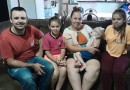 Família necessita de ajuda para comprar cadeira postural que irá ajudar criança de 02 anos em seu desenvolvimento