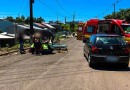 Criança fica gravemente ferida após colisão entre bicicleta e carro