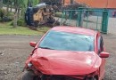 Acidente envolve três veículos na PRC-280 e uma pessoa fica ferida