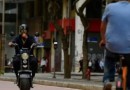 Mulher morre em moto elétrica em SP e caso expõe dúvidas sobre novas regras de 2026