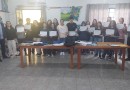 Projeto "Entre Linhas e Agulhas" certifica 21 jovens em curso de Corte e Costura