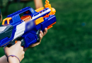 O impacto das armas de brinquedo na infância