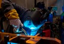 Produção industrial fica estável em dezembro, aponta IBGE