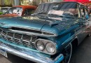 7º Encontro de Carros Antigos leva grande público a praça central