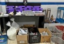Mulher é detida com drogas e equipamentos para adulteração de placas veiculares