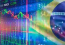 Bolsa cai mais de 2% e fecha no menor patamar em 8 meses após reação de Lula aos juros