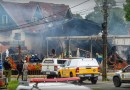 Avião cai e atinge prédio e pousada no centro de Gramado