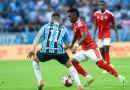 Grêmio goleia o Inter no GreNal 450 e fica perto do título gaúcho