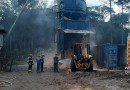 Incêndio é registrado em silo que armazenava maravalha no município