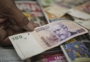 Banco Central argentino eleva taxa de juros a 118% após eleições primárias causarem desvalorização do peso e alta do dólar