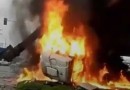 Caminhão despenca de viaduto, pega fogo e explode