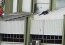 Homem sobe em telhado e dorme no Oeste de SC