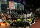 Amigos e familiares de jovem que morreu em acidente realizam manifestação