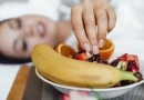 Chega de insônia: 10 alimentos que ajudam a ter um sono melhor