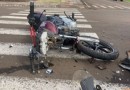 Motociclista fica ferido após colidir frontalmente contra carro