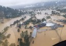 SC chega a 3 mortos, 1 mil pessoas fora de casa e 30 cidades em emergência após fortes chuvas