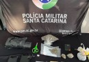 Polícia Militar prende dois homens por tráfico de drogas