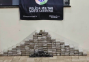 Dupla é presa com 100 quilos de maconha em carro abordado no Oeste