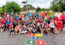 Chegada do Papai Noel e “banho de mangueira” encerram atividades na escola da Siqueira Bello