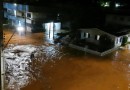Chuva forte provoca alagamentos no centro de Verê