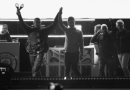 Banda Oasis volta aos palcos após 16 anos com show lotado