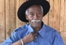 Idoso brasileiro completa 122 anos e ganha festa com forró e sanfoneiro