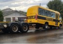 Ônibus escolar é furtado de pátio de Posto de Combustíveis