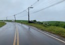 Colisão entre caminhões deixa motorista gravemente ferido na SC-163