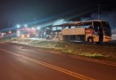 Ônibus que transportava mais de 40 passageiros é destruído por incêndio em Chapecó