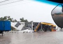 Ventos de 75 km/h causam estragos em SC