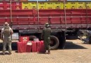 Caminhão com mais de 22 mil pacotes de cigarros contrabandeados é apreendido