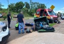Casal fica ferido após colisão entre moto e carro