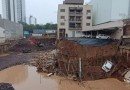Moradores ouvem estrondo e garagem de prédio desmorona em Chapecó