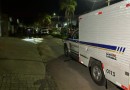 Homem é assassinado com mais de 50 tiros na frente da mulher e filhas em SC