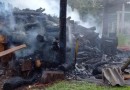Bombeiros encontram corpo carbonizado em incêndio