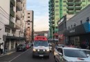 Mulher atropela a própria sogra na saída de delegacia e é presa