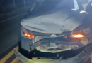 Colisão traseira entre dois carros deixa duas pessoas feridas na BR-280