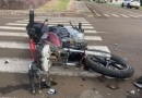 Motociclista fica ferido após colidir frontalmente contra carro