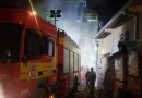 Incêndio atinge fábrica de móveis