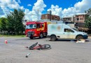 Ciclista fica ferido em colisão com picape no Bairro Jardim Peperi