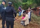 Motorista perde o controle do veículo e sai da pista na Argentina