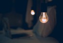 Consumidor é indenizado após ter energia elétrica interrompida 12 vezes em um mês
