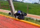 Jovem de 20 anos perde a vida ao bater moto contra poste no Oeste de SC
