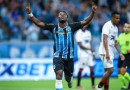Grêmio vence o Vitória na Arena e sobe na tabela do Brasileirão