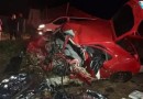 Colisão frontal deixa três mortos e uma pessoa gravemente ferida