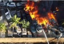 Pátio da Polícia Civil pega fogo e carros apreendidos são destruídos no PR