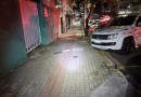 Adolescente é atingido por tiro no centro