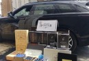 Automóvel de luxo é apreendido com produtos descaminhados da Argentina